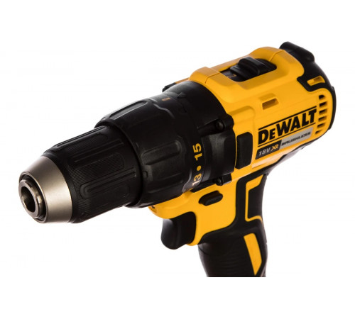 Бесщеточная дрель-шуруповерт DEWALT DCD777S2TC
