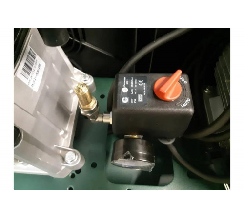 Компрессор поршневой METABO MEGA 350-100 W (601538000) Компрессор поршневой METABO MEGA 350-100 W (601538000)
