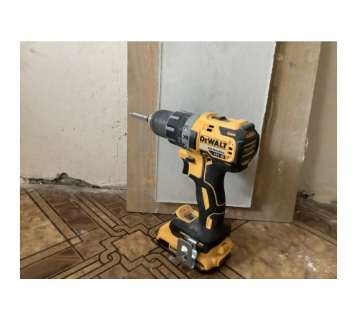 Аккумуляторная дрель-шуруповерт DEWALT DCD 791 D2