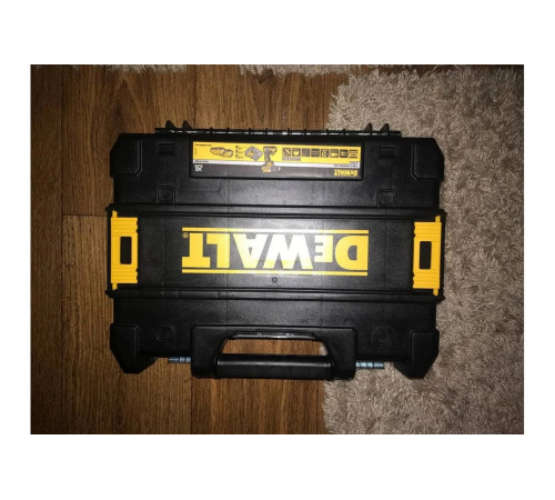 Аккумуляторная дрель-шуруповерт DEWALT DCD 791 D2