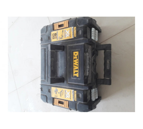 Аккумуляторная дрель-шуруповерт DEWALT DCD 791 D2