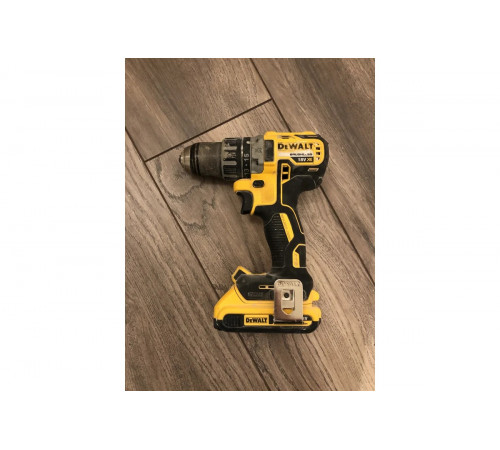 Аккумуляторная дрель-шуруповерт DEWALT DCD 791 D2