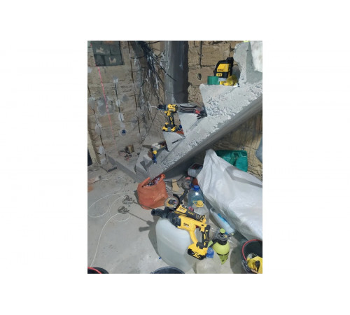 Аккумуляторная дрель-шуруповерт DEWALT DCD 791 D2