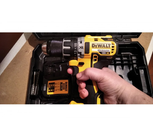 Аккумуляторная дрель-шуруповерт DEWALT DCD 791 D2