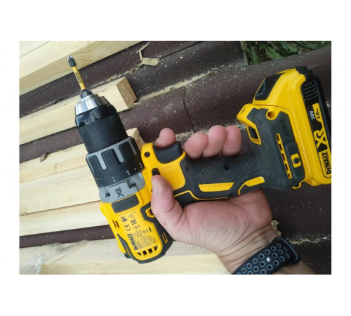 Аккумуляторная дрель-шуруповерт DEWALT DCD 791 D2