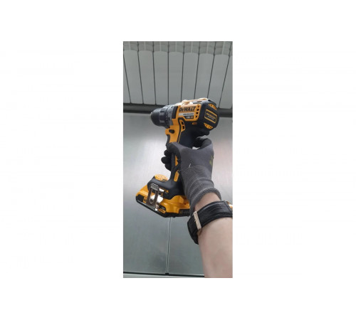 Аккумуляторная дрель-шуруповерт DEWALT DCD 791 D2