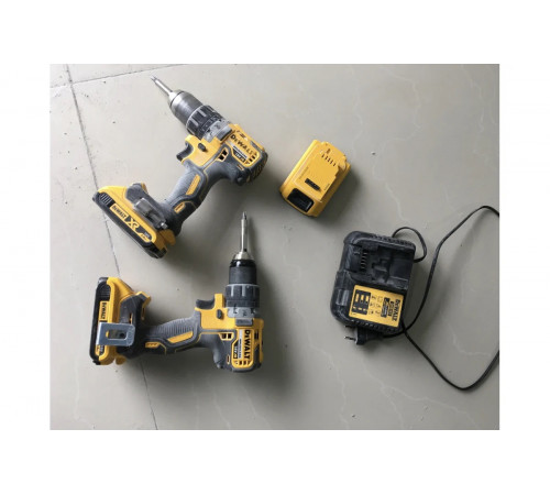 Аккумуляторная дрель-шуруповерт DEWALT DCD 791 D2