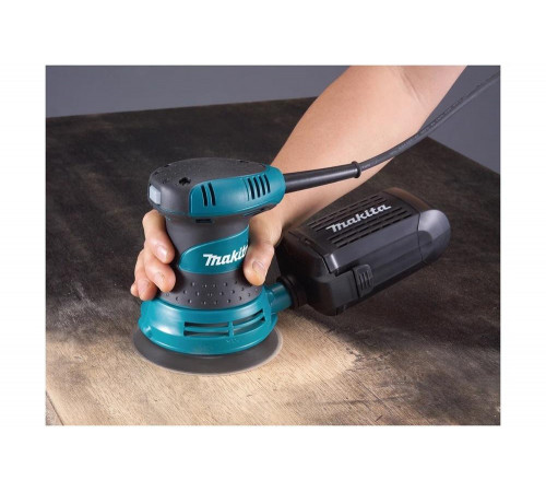 Эксцентриковая шлифмашина Makita BO5030K