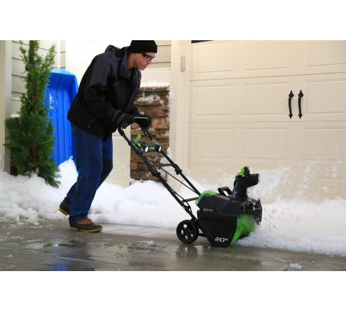 Аккумуляторный снегоуборщик GreenWorks 2600107UB Аккумуляторный снегоуборщик GreenWorks 2600107UB