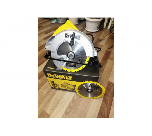 Дисковая пила DEWALT DWE 560 B