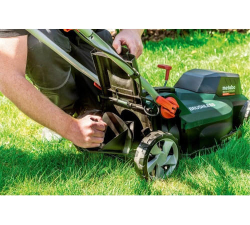 Аккумуляторная газонокосилка Metabo RM 36-18 LTX BL 36 без аккумулятора и зарядного устройства 601716850 T0525 Аккумуляторная газонокосилка Metabo RM 36-18 LTX BL 36 без аккумулятора и зарядного устройства 601716850 T0525