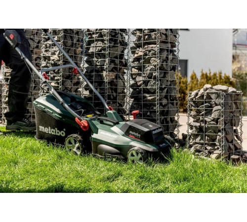 Аккумуляторная газонокосилка Metabo RM 36-18 LTX BL 36 без аккумулятора и зарядного устройства 601716850 T0525 Аккумуляторная газонокосилка Metabo RM 36-18 LTX BL 36 без аккумулятора и зарядного устройства 601716850 T0525