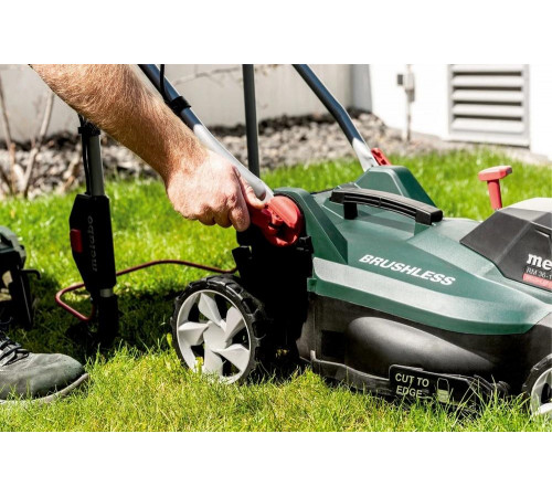 Аккумуляторная газонокосилка Metabo RM 36-18 LTX BL 36 без аккумулятора и зарядного устройства 601716850 T0525 Аккумуляторная газонокосилка Metabo RM 36-18 LTX BL 36 без аккумулятора и зарядного устройства 601716850 T0525