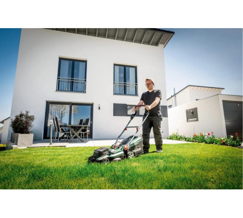 Аккумуляторная газонокосилка Metabo RM 36-18 LTX BL 36 без аккумулятора и зарядного устройства 601716850 T0525 Аккумуляторная газонокосилка Metabo RM 36-18 LTX BL 36 без аккумулятора и зарядного устройства 601716850 T0525