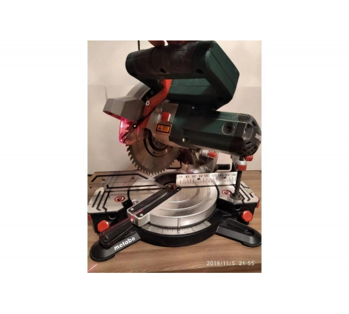Пила торцовочная METABO KS 216 M (619216000)
