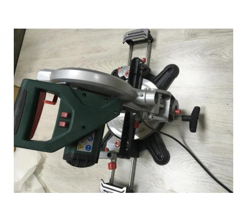 Пила торцовочная METABO KS 216 M (619216000)