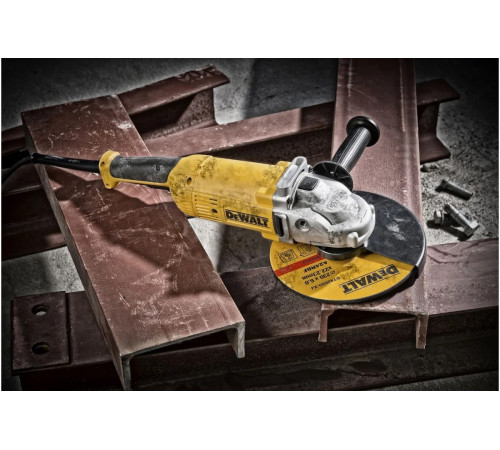 Угловая шлифмашина DeWalt DWE 490 - QS