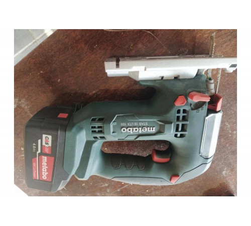 Лобзик METABO STAB 18LTX100 (T03350) Лобзик METABO STAB 18LTX100 (T03350)