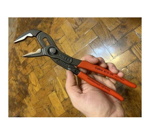 Универсальные переставные клещи KNIPEX КОБРА ES KN-8751250 Универсальные переставные клещи KNIPEX КОБРА ES KN-8751250