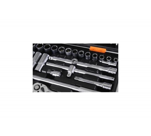 Набор инструментов Вихрь 1/2", 1/4", CrV, в кейсе, 151 предмет 73/6/7/9 Набор инструментов Вихрь 1/2", 1/4", CrV, в кейсе, 151 предмет 73/6/7/9
