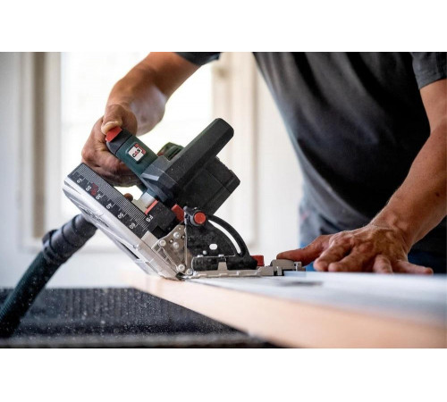 Аккумуляторная погружная пила Metabo KT 18 LTX 66 BL 601866840 Аккумуляторная погружная пила Metabo KT 18 LTX 66 BL 601866840