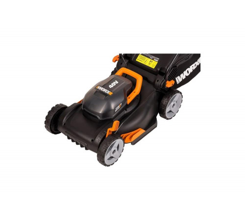 Аккумуляторная газонокосилка WORX WG743E