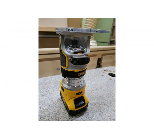 Фрезер DEWALT 18.0 В XR DCW604N-XJ