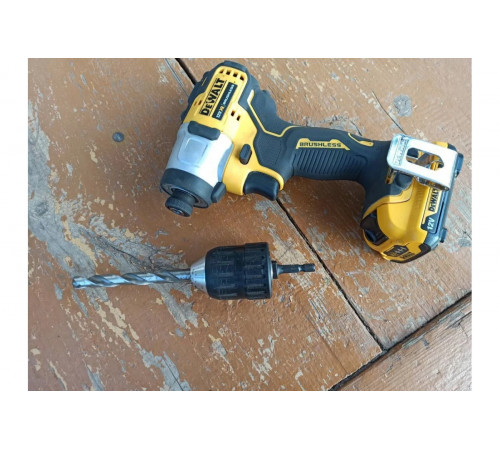 Импульсный шуруповерт DEWALT 12 В XR DCF801D2