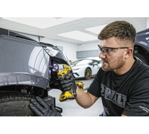 Импульсный шуруповерт DEWALT 12 В XR DCF801D2