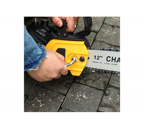 Пила цепная аккумуляторная бесщеточная DEKO DKCHS 20, 12, 20В, 2x4.0Ач, з/у 085-2000 Пила цепная аккумуляторная бесщеточная DEKO DKCHS 20, 12, 20В, 2x4.0Ач, з/у 085-2000