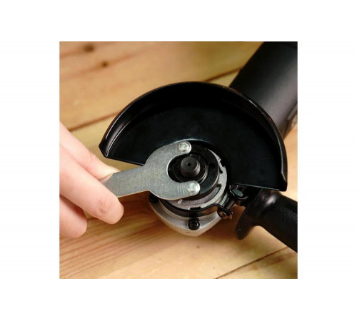 Угловая сетевая шлифмашина DEKO DKAG1150063-2205 063-2205 Угловая сетевая шлифмашина DEKO DKAG1150063-2205 063-2205