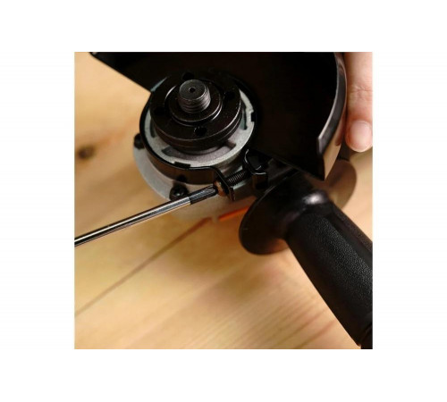 Угловая сетевая шлифмашина DEKO DKAG1150063-2205 063-2205 Угловая сетевая шлифмашина DEKO DKAG1150063-2205 063-2205