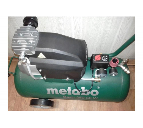 Масляный компрессор Metabo Basic 250-50 W 601534000 Масляный компрессор Metabo Basic 250-50 W 601534000