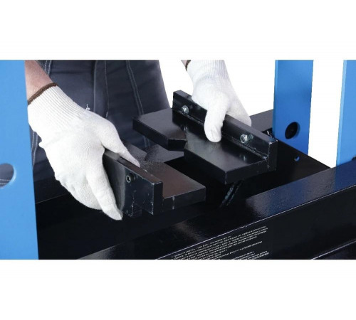 Пресс с ручным приводом KraftWell 30т KRWPR30 Пресс с ручным приводом KraftWell 30т KRWPR30