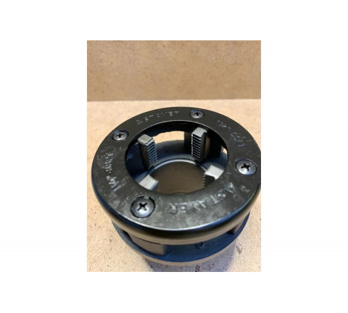 Трубный резьбонарезной клупп STAYER 1 1/4″ 28261-5/4 Трубный резьбонарезной клупп STAYER 1 1/4″ 28261-5/4