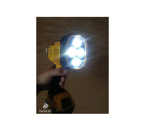 Фонарь DEWALT 18 В XR 1000 люмен, без/бат и ЗУ DCL043