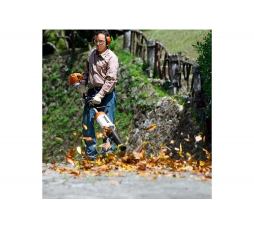 Воздуходувное устройство Stihl BG-KM 46067405000 Воздуходувное устройство Stihl BG-KM 46067405000