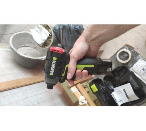 Аккумуляторный ударный бесщеточный винтоверт WORX Professional 12В, 140Нм, 2x2Ач WU132