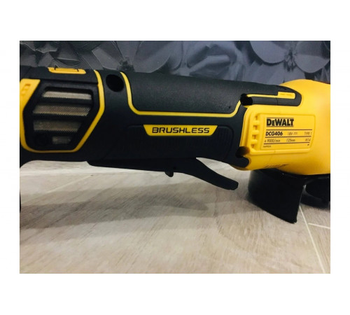 Бесщеточная угловая шлифмашина DEWALT 18 В XR DCG406N