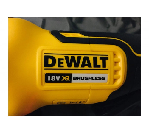 Бесщеточная угловая шлифмашина DEWALT 18 В XR DCG406N