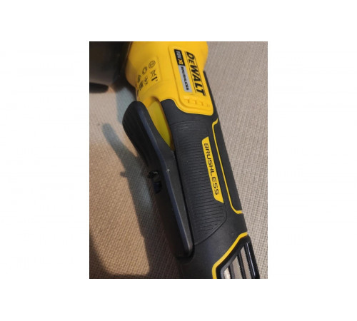 Бесщеточная угловая шлифмашина DEWALT 18 В XR DCG406N