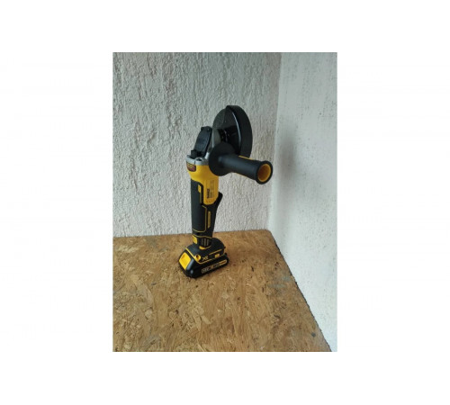 Бесщеточная угловая шлифмашина DEWALT 18 В XR DCG406N