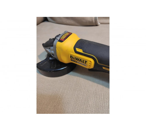 Бесщеточная угловая шлифмашина DEWALT 18 В XR DCG406N