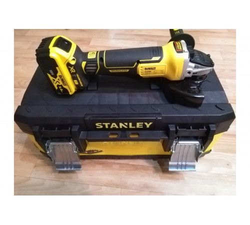 Бесщеточная угловая шлифмашина DEWALT 18 В XR DCG406N