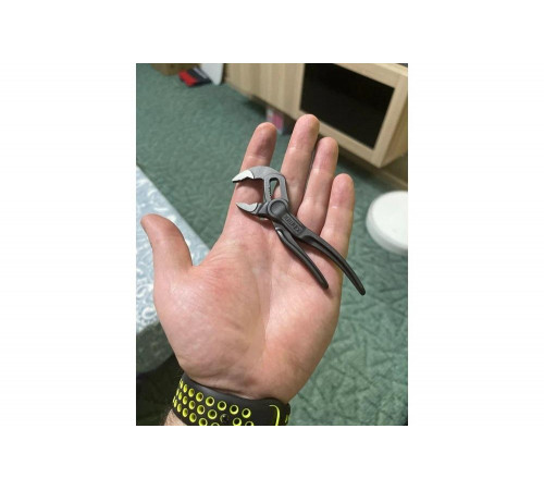 Переставные сантехнические клещи с фиксатором KNIPEX L-100 мм,COBRA XS KN-8700100 Переставные сантехнические клещи с фиксатором KNIPEX L-100 мм,COBRA XS KN-8700100