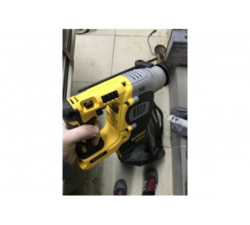 Аккумуляторный перфоратор DEWALT DCH 273 P2