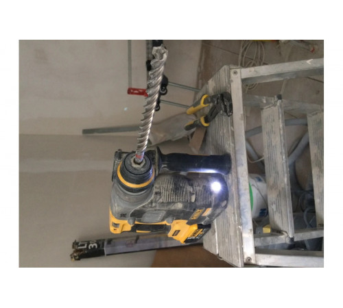 Аккумуляторный перфоратор DEWALT DCH 273 P2