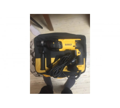 Перфоратор DEWALT SDS-plus D25133B