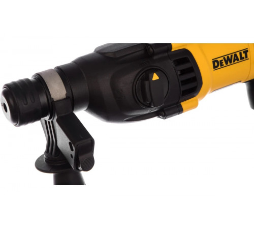 Перфоратор DEWALT SDS-plus D25133B