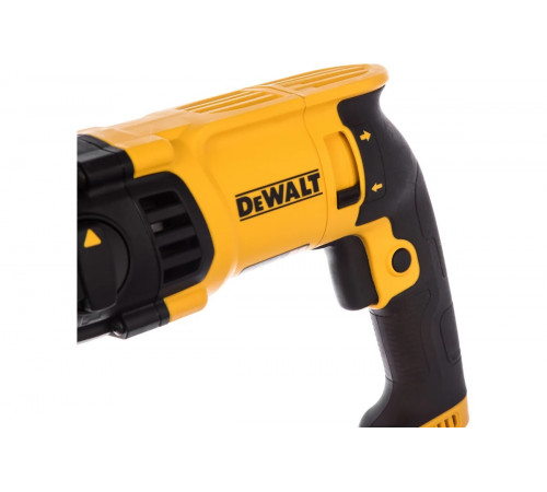 Перфоратор DEWALT SDS-plus D25133B